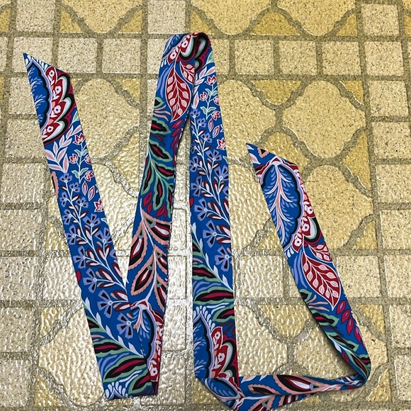 New Talbots bright beautiful skirt with matching belt - Picture 15 of 15